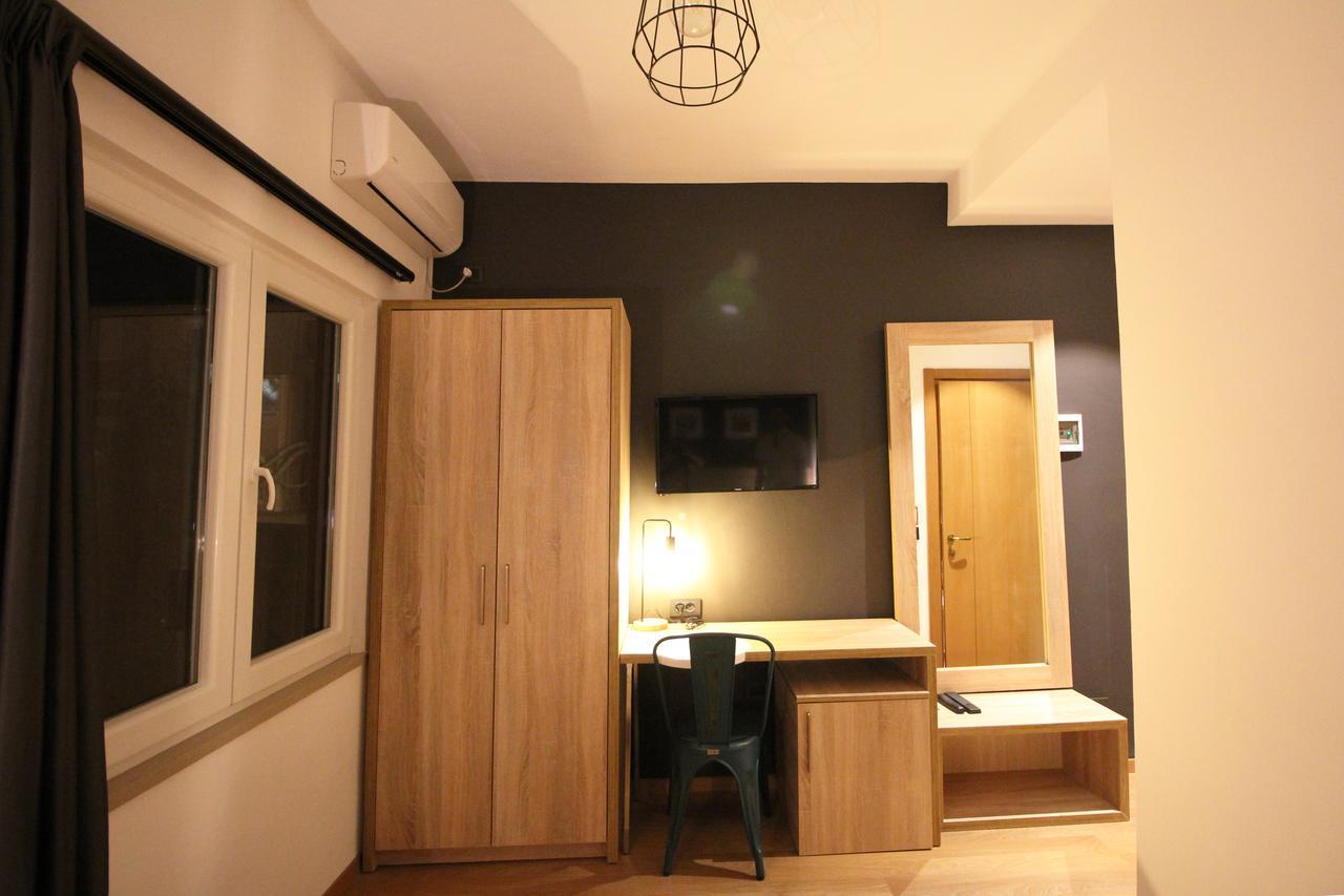 Oda Hotel Tirana Exterior photo