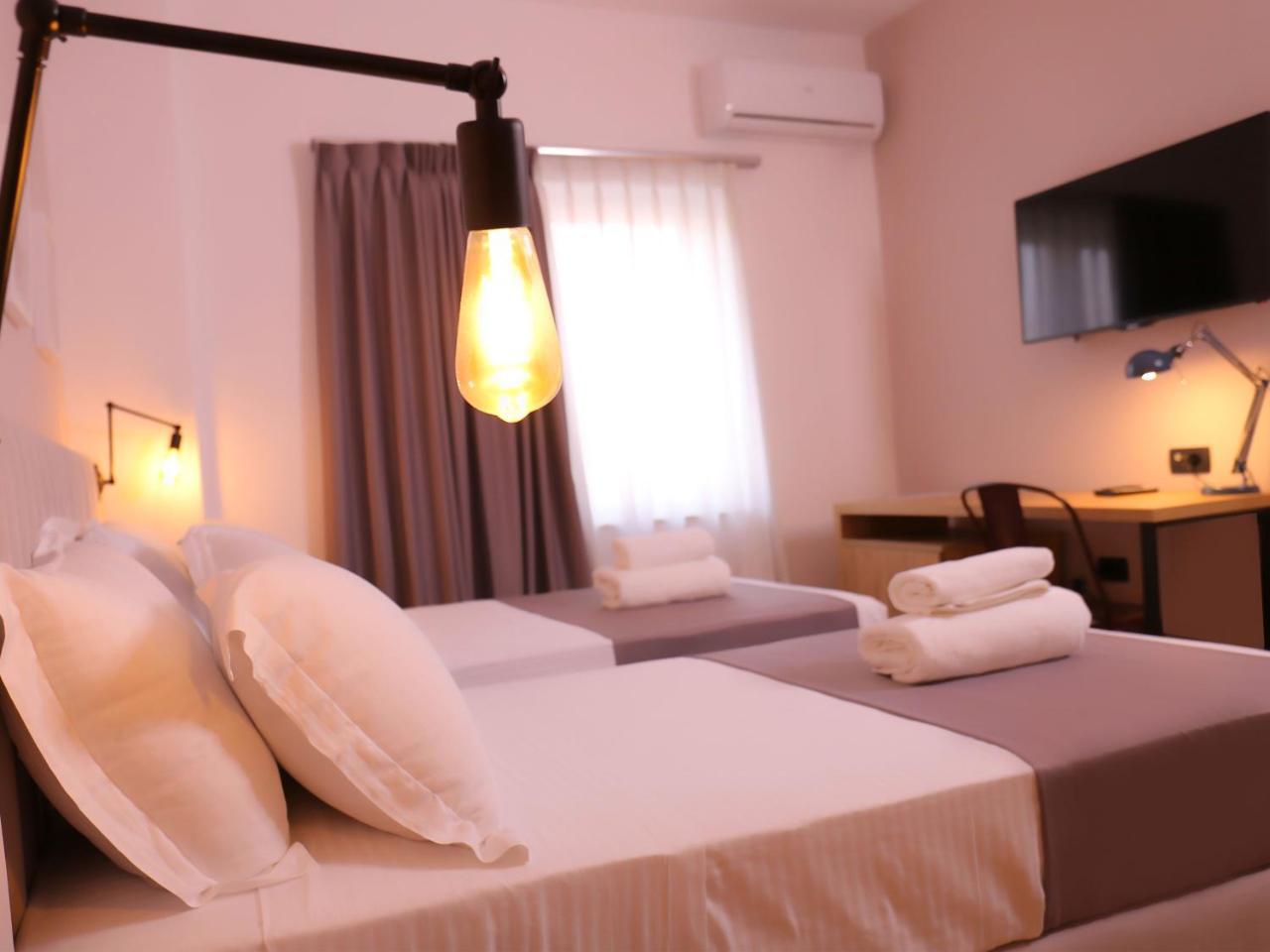 Oda Hotel Tirana Exterior photo